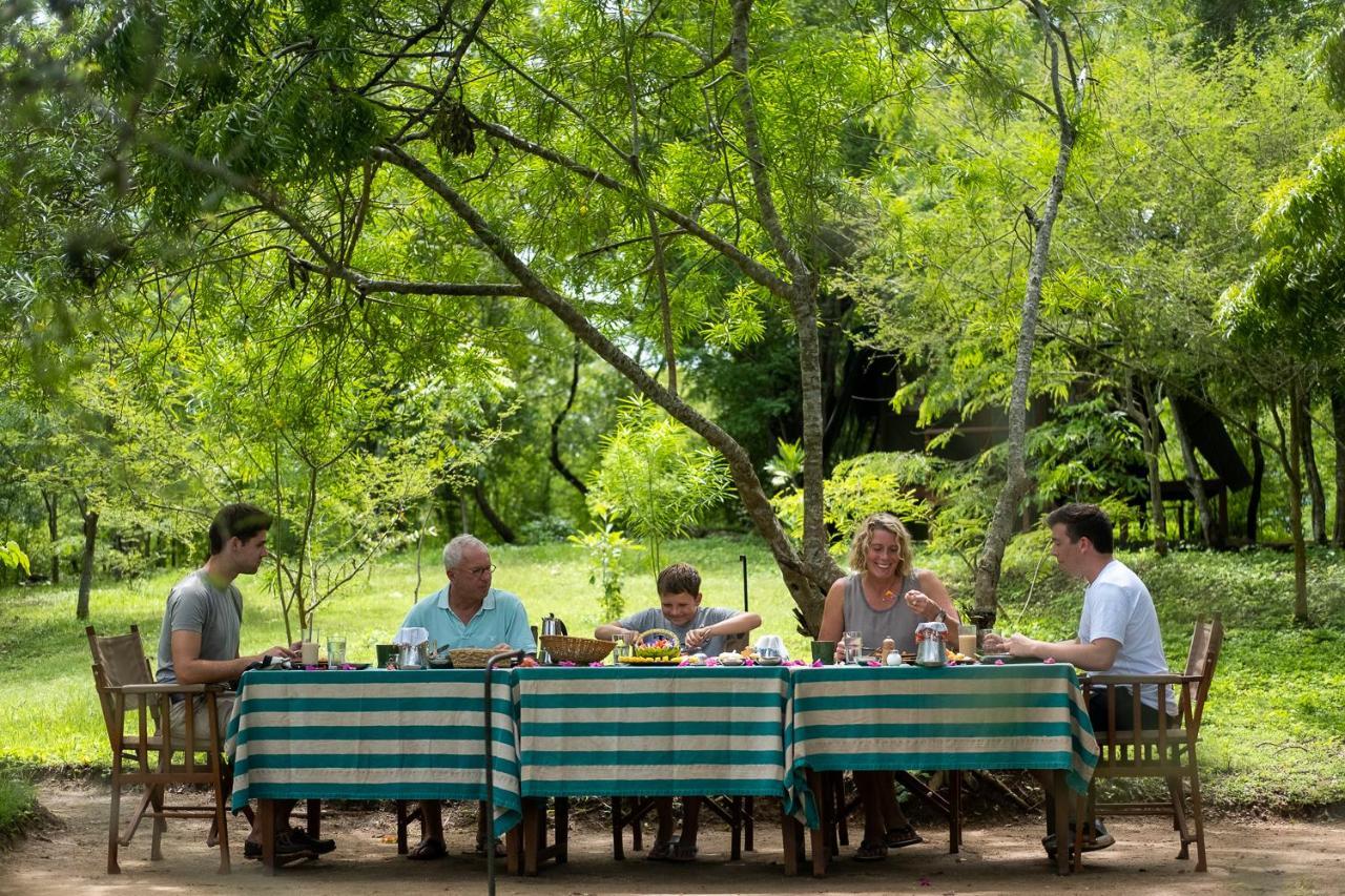 Kulu Safaris Hotel Яла Екстериор снимка